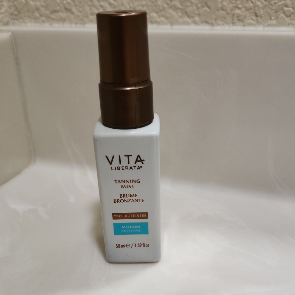 Vita Liberata Tanning Mist with Brown Cap